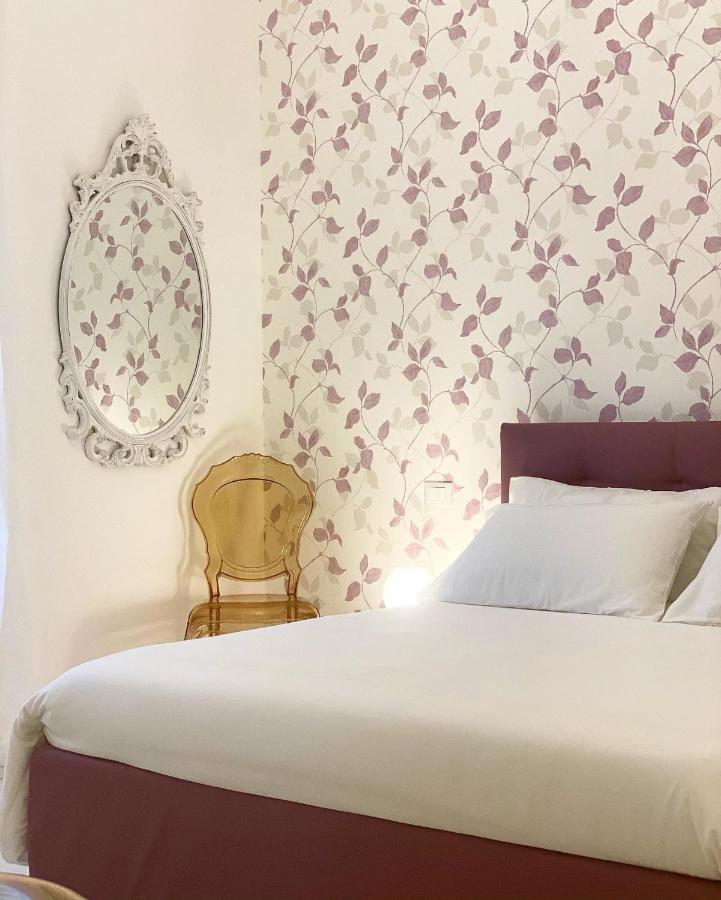 Tre Santi Bed & Breakfast Lecce Dış mekan fotoğraf