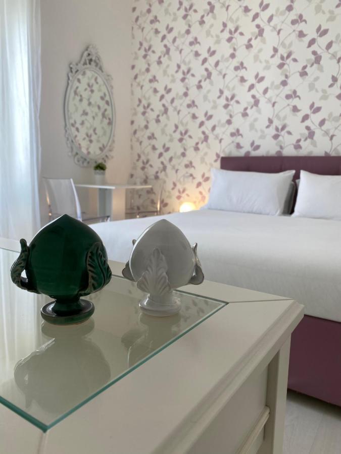 Tre Santi Bed & Breakfast Lecce Dış mekan fotoğraf