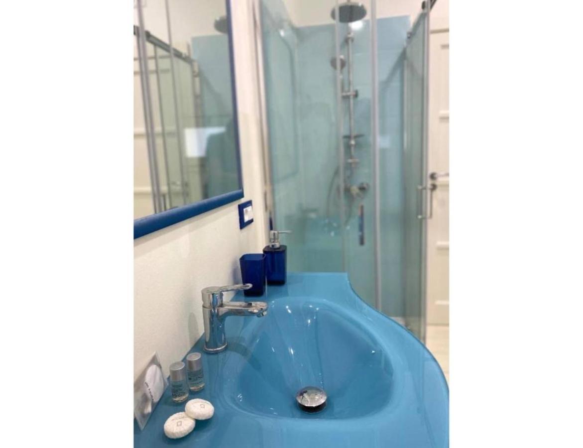 Tre Santi Bed & Breakfast Lecce Dış mekan fotoğraf